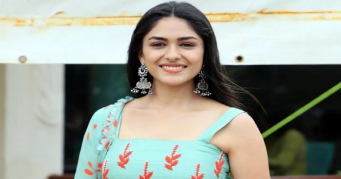 mrunal-thakur-illegal-relationship-with-nani