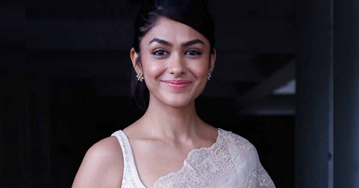 mrunal-thakur-acting-in-chiranjeevi-upcoming-movie