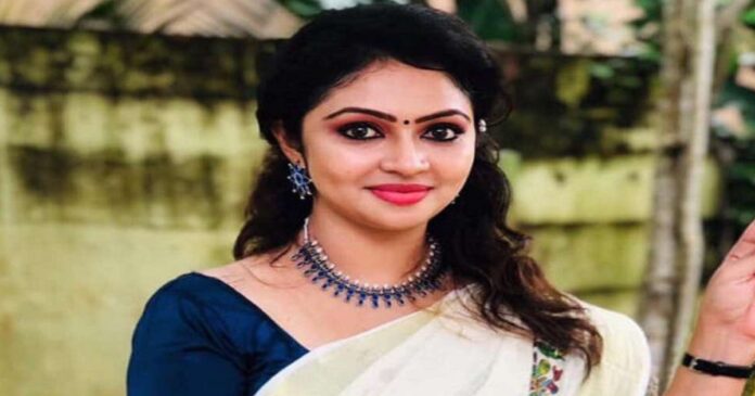 actress-arundhati-nair-health-condition-critical-after-head-injury-in-an-accident