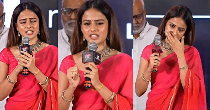 vaishnavi-chaitanya-got-emotional-on-stage-while-speaking-about-these-things